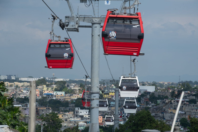OPRET suspende servicios de la Línea 1 del Teleférico de Santo Domingo por onda tropical