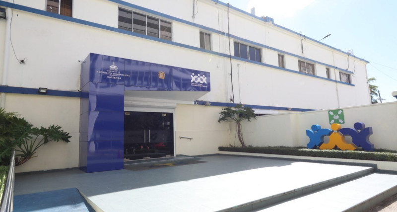 Cancelan y suspenden registro de proveedores de Pagán, Alexis Medina, Lisandro Macarrulla y otros