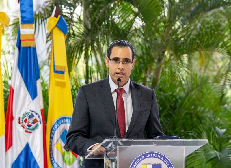 Juan Ariel Jiménez dice endeudamiento actual financia gasto corriente, no deudas pasadas