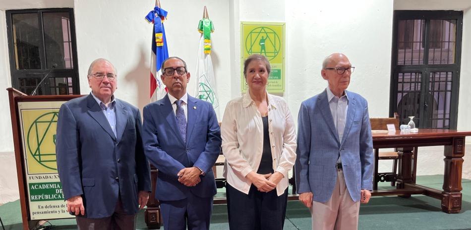 Irene Pérez Guerra publica su libro “Índices”