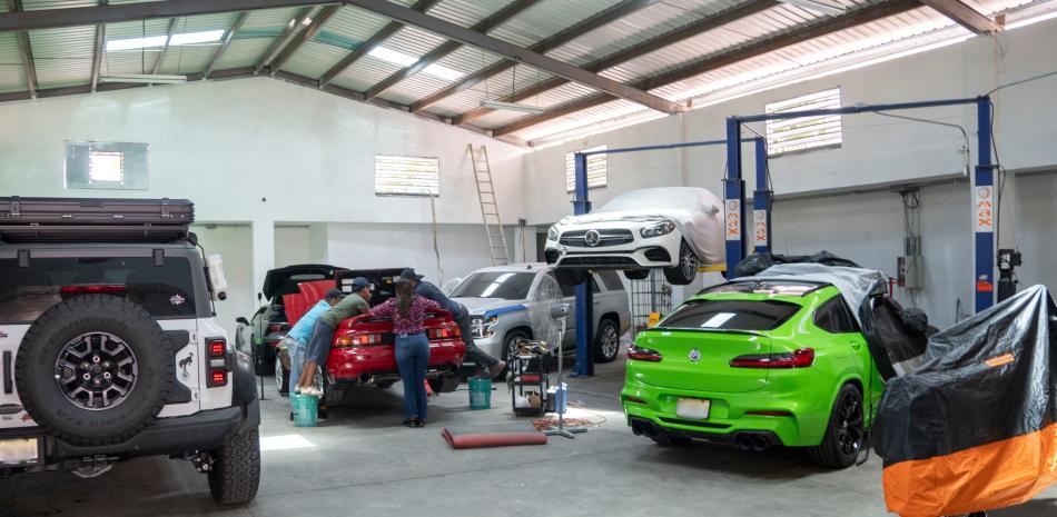 Pagan más de RD$2 millones para modificar la ingeniería de sus autos