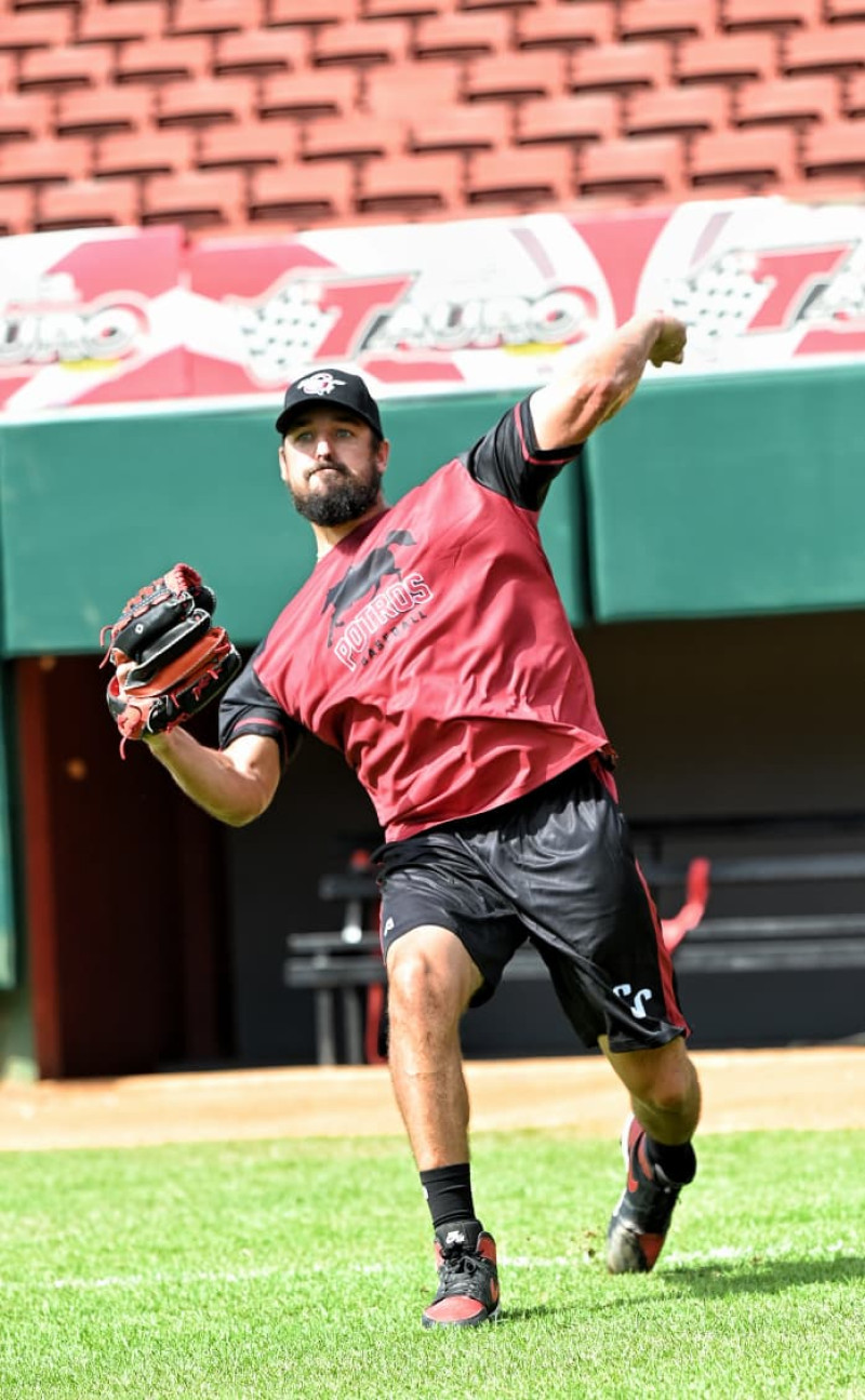 Los Gigantes reciben a Peralta, Mercedes y a los importados Birlingmair y Smith