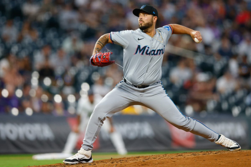 Leones del Escogido confirman al lanzador refuerzo Jonathan Bermúdez
