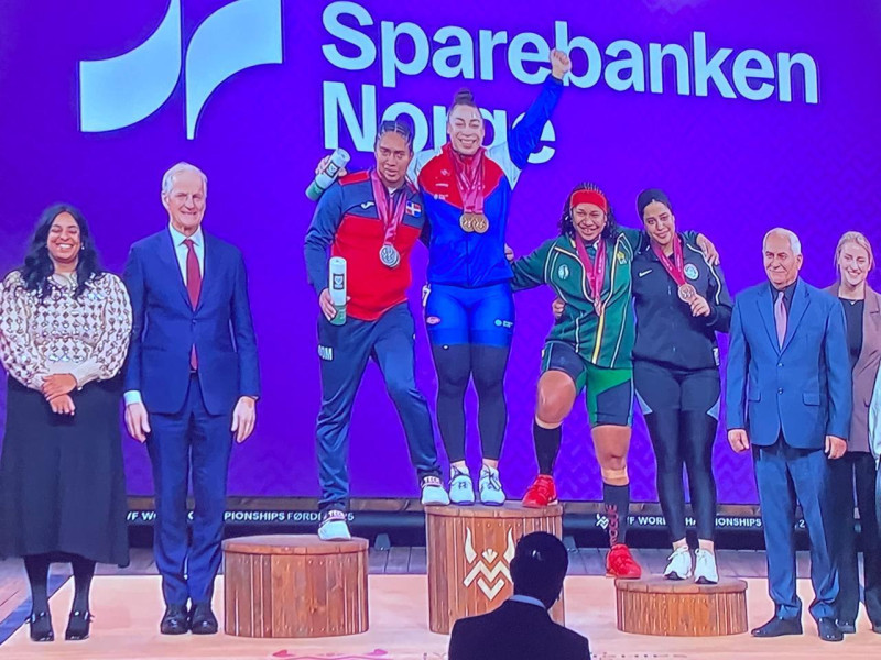 Yudelina Mejía, primera pesista RD que gana oro en un Mundial Superior de Halterofilia