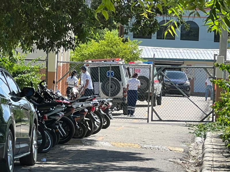 Varios estudiantes desmayados por hecho ocurrido en un Liceo de Barahona