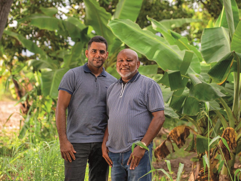 De la finca a la góndola: la historia de dos hombres que cultivan compromiso
