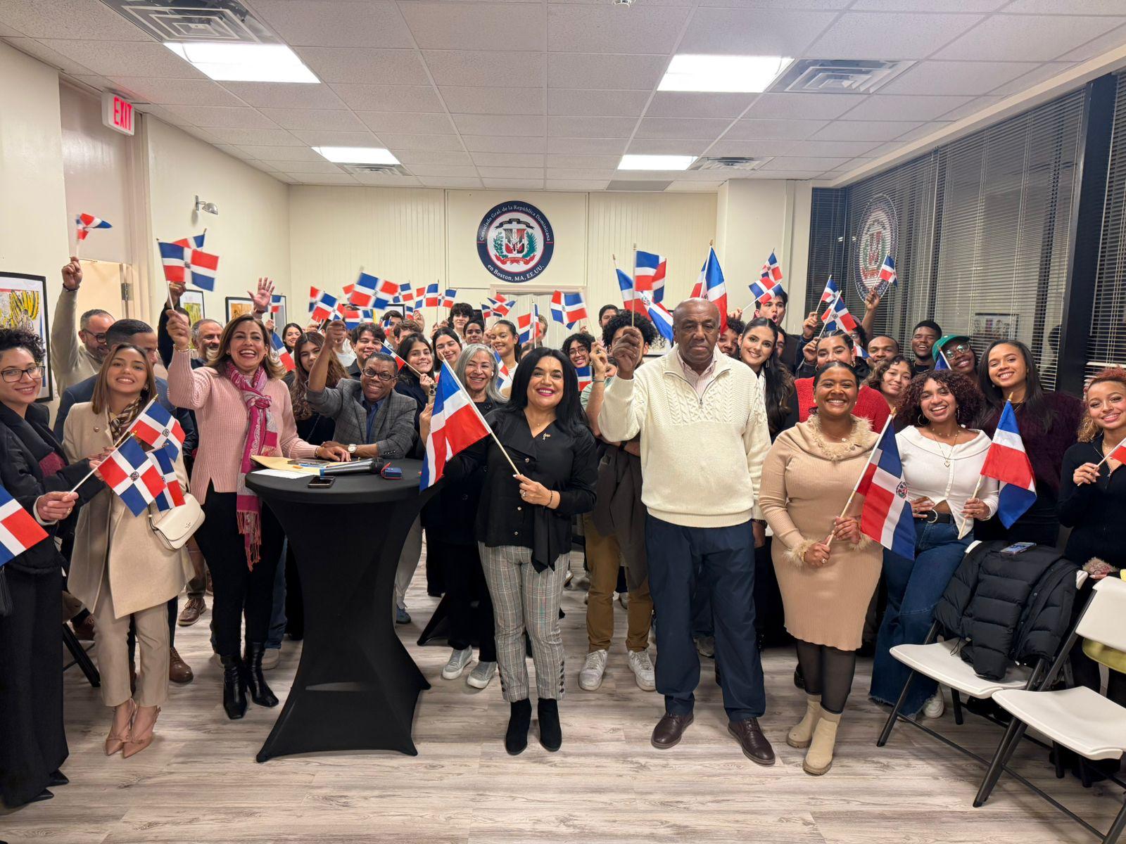 Consulado Dominicano en Boston realiza primer encuentro con estudiantes universitarios dominicanos, denominado “Jovenes que inspiran