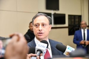 Jean Alain Rodríguez viaja a Madrid por motivos de salud con autorización oficial