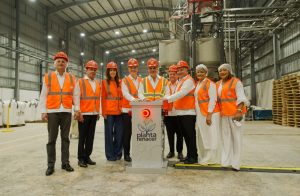 Presidente Abinader inaugura Planta Renacer, primera del Caribe en producir resina PET reciclada para alimentos; generará 500 empleos directos y 5,000 indirectos