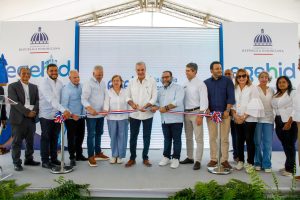 En inauguración de carretera que conecta al distrito municipal de Tavera con Jarabacoa, presidente Abinader dice nunca antes se habían hecho tantas carreteras y tantas mejorías en la sierra