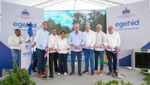 Presidente Abinader inaugura carretera Mata Bonita–Los Memisos de 13.8 kilómetros en Las Gordas, Nagua, reclamada por más 50 años