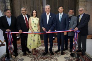Presidente Abinader encabeza reapertura del Museo Nacional de Historia y Geografía que fortalece la memoria histórica nacional con valiosa colección de objetos y obras