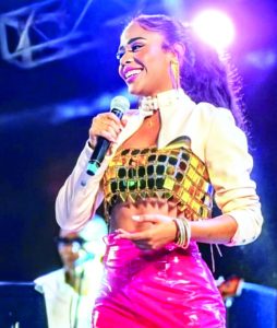 Merenguera Steffany Constanza es nominada a Premios Estela de Guatemala