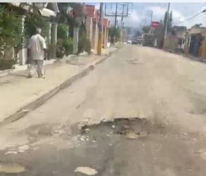 En unos 30 días se podrían ver cambios significativos en calles de Pimentel, dice senador