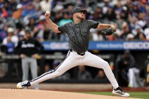 Scott consigue su primera victoria, Hayden Senger conecta su primer jonrón
