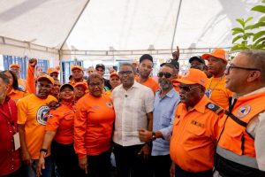 Propeep realiza donación de enseres a la Defensa Civil en el municipio Santo Domingo Oeste