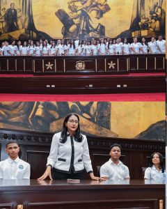 Estudiantes de Azua visitan el Congreso Nacional y fortalecen su formación cívica
