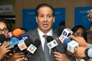 Salud Pública inicia aplicación de dosis para ampliar protección contra Virus Sincitial Respiratorio
