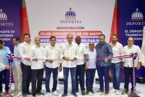 Tras una espera de 50 años, presidente Abinader entrega el techado del Club Deportivo 30 de Mayo