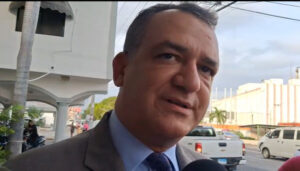 Presidente de la JCE dice que el escudo de la nueva cédula está certificado y cumple con la ley