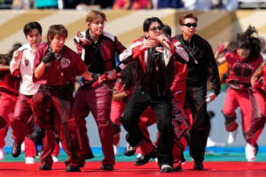 BTS, Madonna, Justin Bieber y Shakira suben al escenario del Mundial