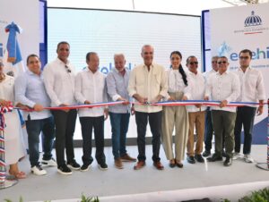 Presidente Abinader inaugura carretera Cruce Los Quemados que mejora la conectividad e impulsa el desarrollo de cientos de familias y productores agrícolas de Santiago Rodríguez