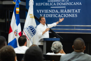 Ito Bisonó es el nuevo ministro de Relaciones Exteriores