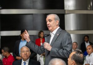 Presidente Abinader destaca reducción de la pobreza y avances sociales y económicos de República Dominicana
