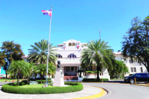 Dominicanos en Nicaragua podrán recibir servicios consulares en Costa Rica y Honduras
