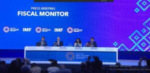 El Fondo Monetario sugiere medidas para reducir las distorsiones fiscales