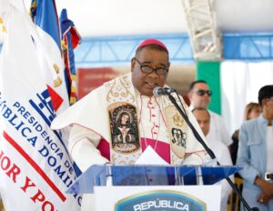 Monseñor Castro Marte destaca transformación policial impulsada por el presidente Abinader y afirma que tiene una visión clara de hacia dónde debe caminar la seguridad