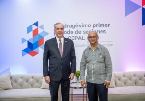 Presidente Abinader aborda con secretario general de la OEA plan de acción para Haití y situación de la democracia en la región; conversa con Michelle Bachelet sobre crecimiento y políticas sociales