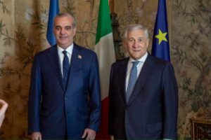 Presidente Abinader y viceprimer ministro y ministro de Asuntos Exteriores de Italia, Tajani, acuerdan fortalecer la cooperación económica, las inversiones y la seguridad entre República Dominicana e Italia en declaración conjunta
