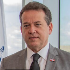 Canciller Ito Bisonó explica por qué República Dominicana no participa directamente en operaciones militares en Haití